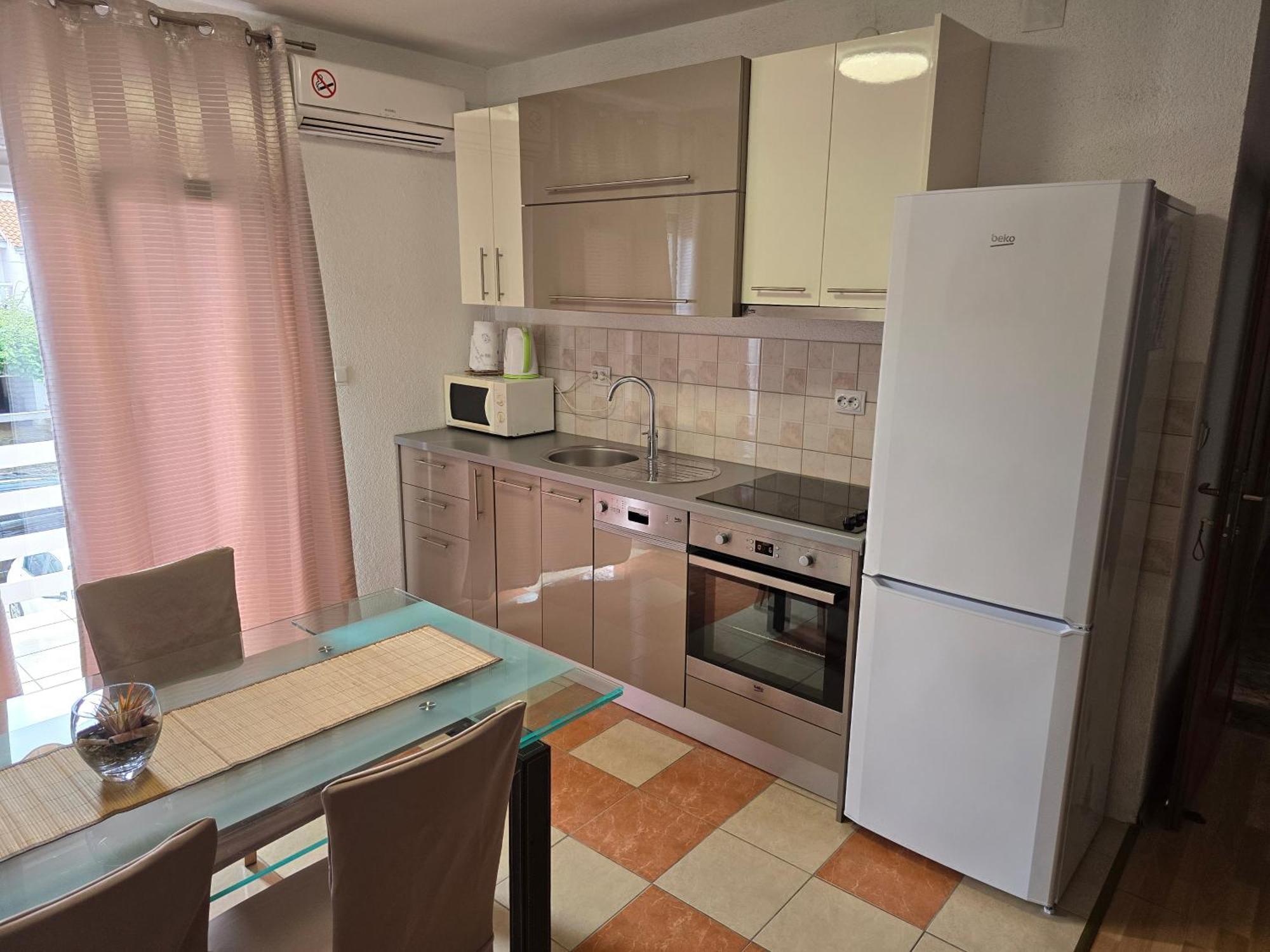 Apartmens Leona Zadar Buitenkant foto