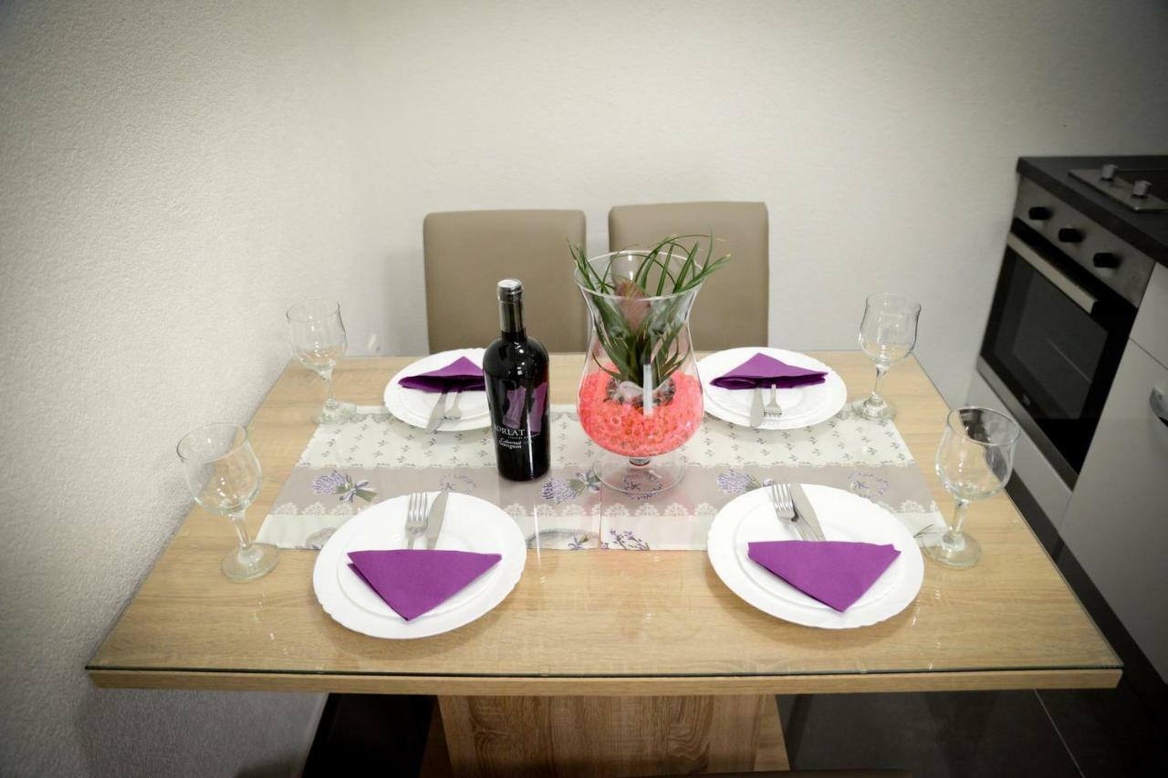 Apartmens Leona Zadar Buitenkant foto
