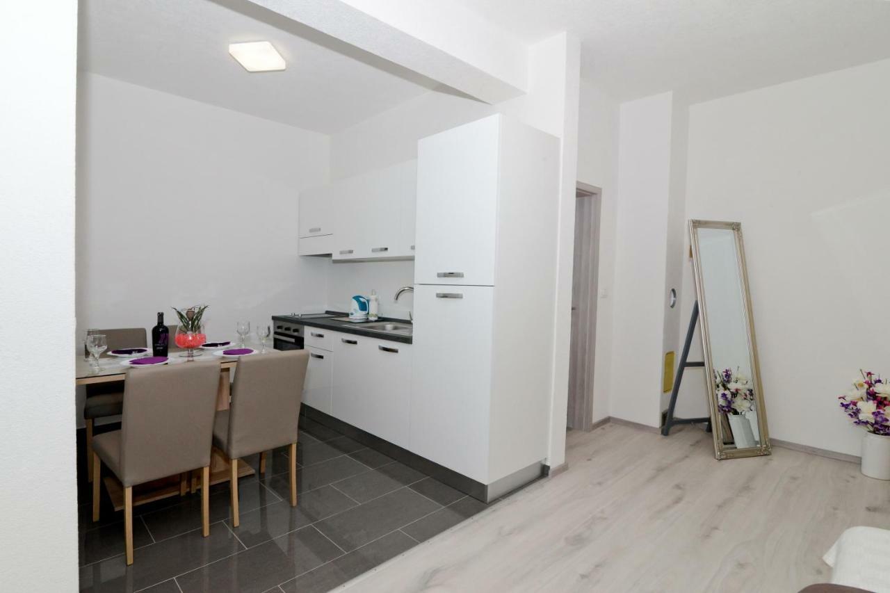 Apartmens Leona Zadar Buitenkant foto