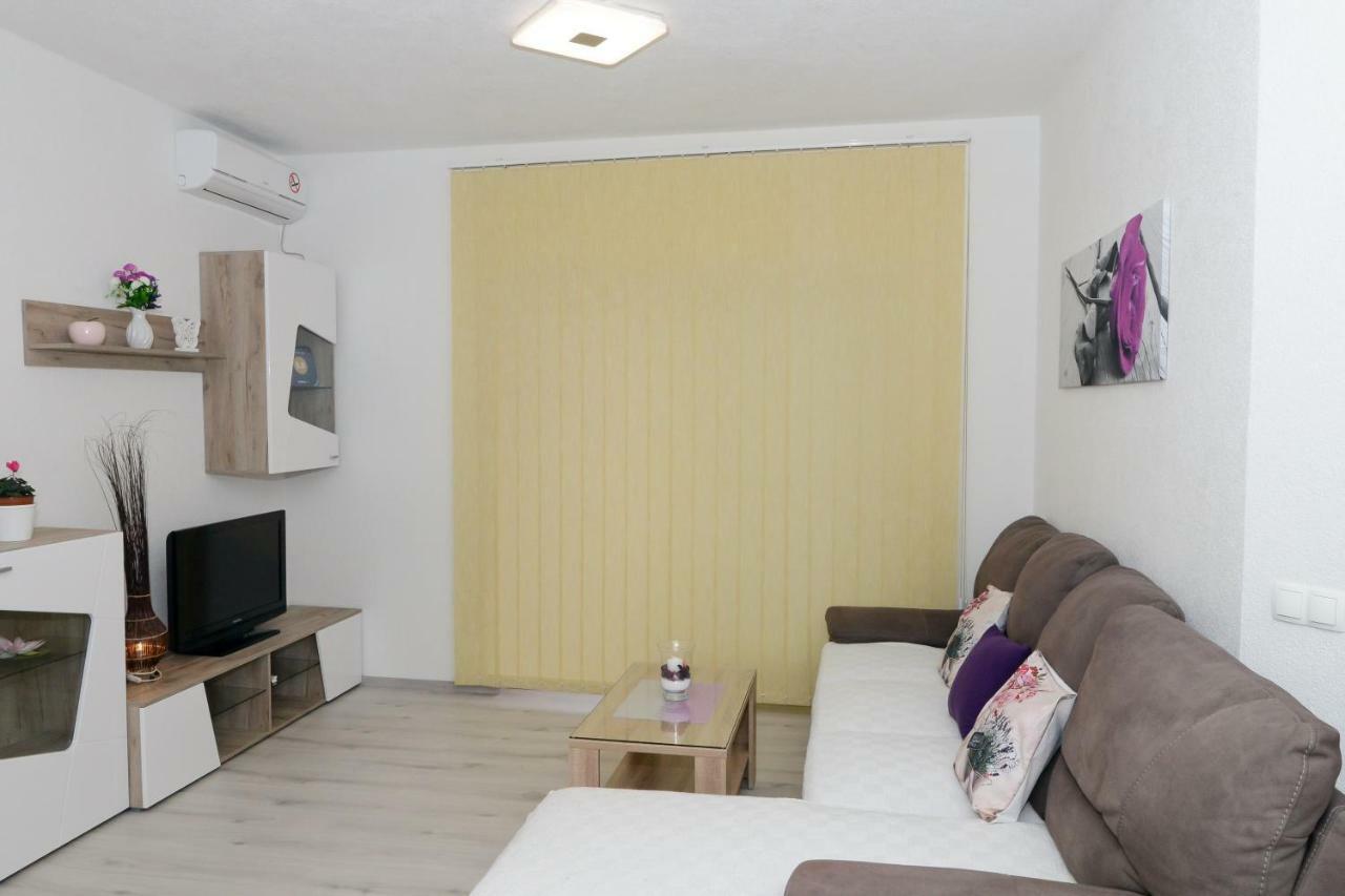 Apartmens Leona Zadar Buitenkant foto