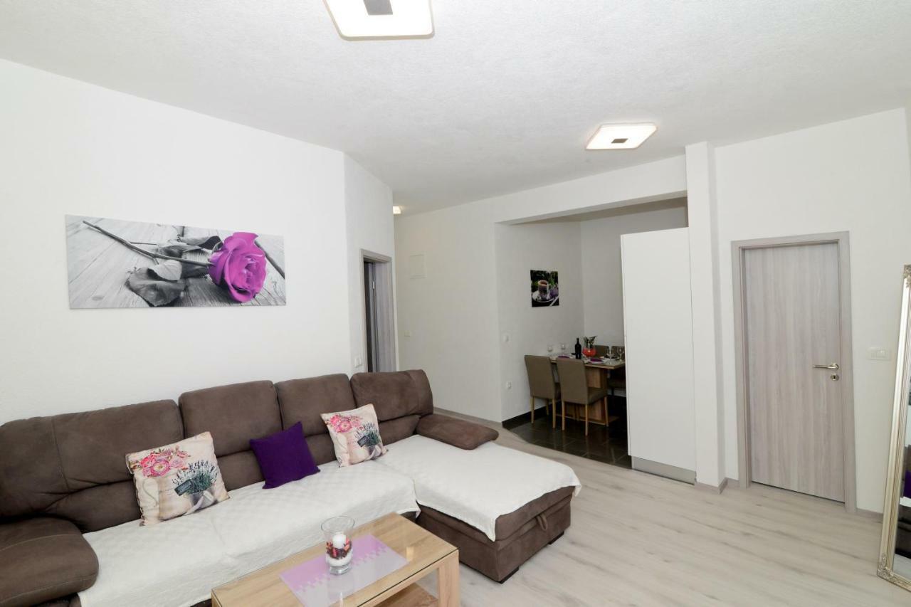 Apartmens Leona Zadar Buitenkant foto
