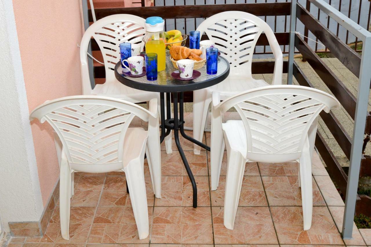 Apartmens Leona Zadar Buitenkant foto