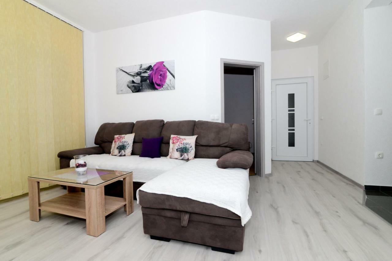 Apartmens Leona Zadar Buitenkant foto