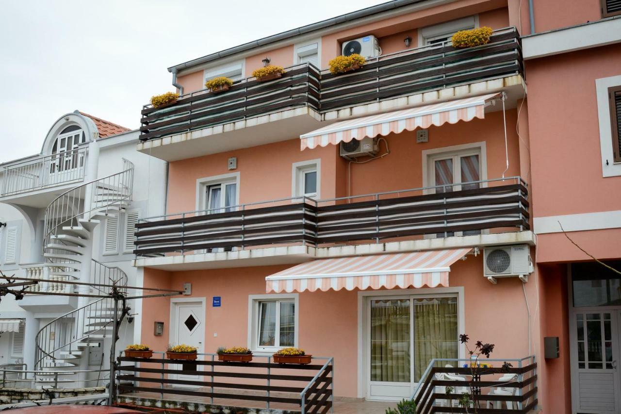 Apartmens Leona Zadar Buitenkant foto